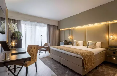 Leonardo Hotel Antwerp the Plaza Отели в г. Антверпен