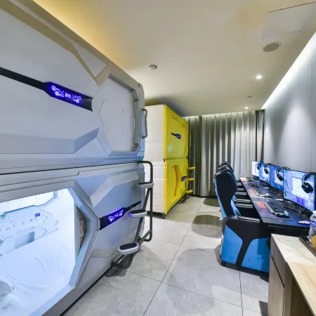 Cloud Future Hotel (Jinjiang Airport Sunshine Times Square)