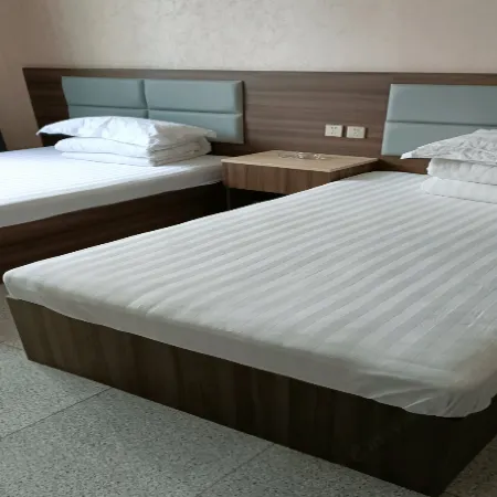 Tumen Yimin Hotel