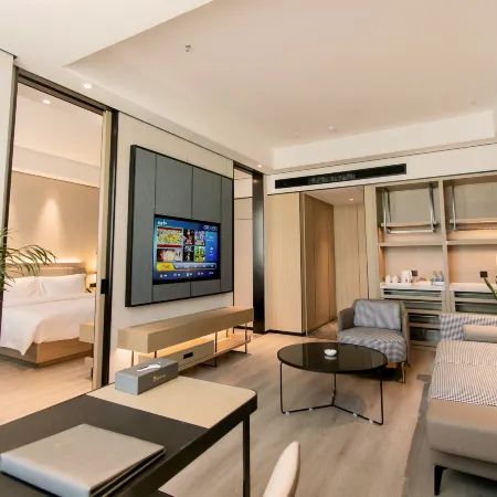 Feilong Hotel (Hefei Feixi High-tech Industrial Park Mingzhu Avenue Branch)