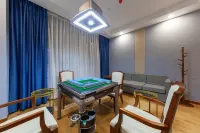 Futianhai Holiday Light Luxury Hotel