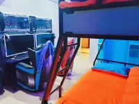Ferrari Flagship Hotel (Gao'an High Speed Rail Station Branch) - Pet friendly