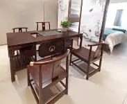 Xiangxiang Victoria Hotel (Xianghong Railway Station Store) - parking