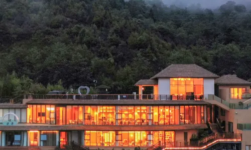 DUO YI SHU MID-LEVELS RESORT HOTEL