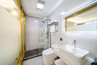 Ark 8th Hotel (Jinhua South Railway Station and Subway Station) Hotell i Jindong