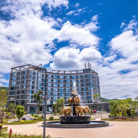 Loong M.Hotel