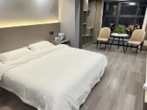 Guangde Lanbowan Apartment
