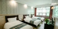 Home Inn Huayi Hotel (Wudangshan Jingqu Rukou Road) - Tripla Stanza Di Fascia Alta