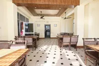 Goroomgo Hotel Ishan Katra