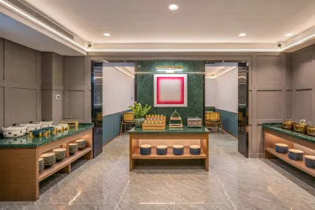 Starway Hotel (Beijing Wudaokou Forestry University)