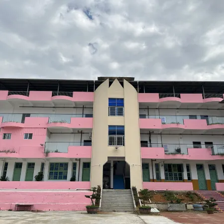 Heyue Hotel