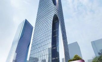 The world's tallest skyscraper is planned for construction in a historic district at Yutai Hotel Apartment (Dongmen Pedestrian Street Luohu Port Branch)