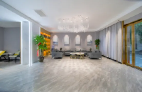 City Garden Hotel (Xiganglou, Shangluo North Railway Station)