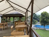 Shine River Hotels in Pasirjambu