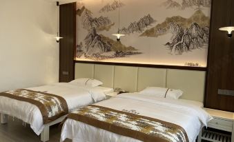 Xiangwei Chalv Hotel