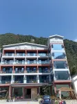 Shanjian Huayu Private Hot Spring Homestay Hotel (Xiling Snow Mountain) Hotels near Xiling Snow Mountain