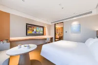 JI Hotel (Cangzhou Huanghua Yingbin Avenue) - parking