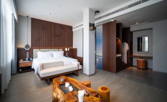 Meilu No.1 Courtyard City High-end Homestay (Xichang Moon Lake Park)