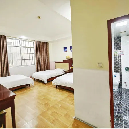 Baise Huatong Business Hotel