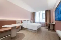 HanTing Hotel (Hotan Railway Station)