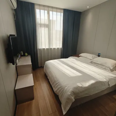 Luoyang Jumei Hotel (Longmen High Speed Railway Station Guanlin Branch) Hotels near Guanlin Temple