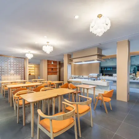Rezen Hotel (Suqian Wanda Plaza Xiangwang East Road Branch)