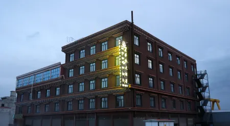 Ngawa County Yalongcang Grand Hotel Отели рядом с достопримечательностью «Langyi Temple»