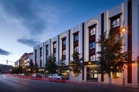 Z Hotel (Shangri-La Dukezong Ancient City)