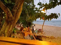 Bonhomie Beach Cottage Hotels in Koh Jum