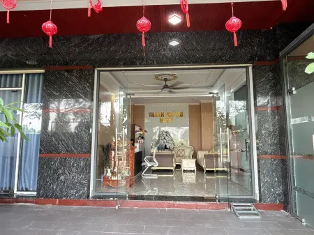 XinChen Hotel Отели рядом с достопримечательностью «Lac Canh Dai Nam Van Hien»