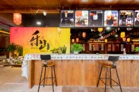 Yue Leshan River View Hotel(Shangzhongshun commercial street branch) - Barer