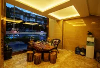 Yueshang Gloria Choice Hotel (Kaiyuan No.1 Middle School Branch) Hotels in Kaiyuan