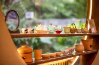 Longnan Zhixi Valley Tea House B&B