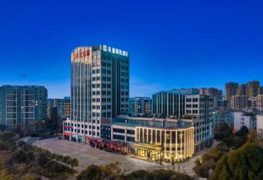 MEHOOD LESTIE  Hotel (Kunming Guandu Ancient Town Haile World Branch) Hotels in Century City area