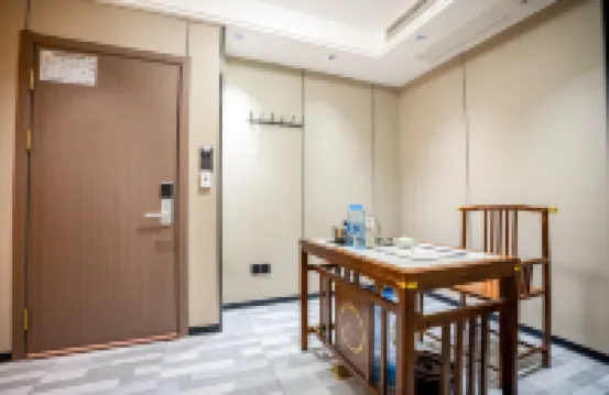 688 Business Hotel