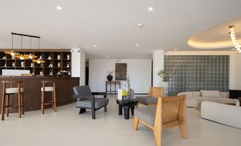 Bowan•Valley  Hotel