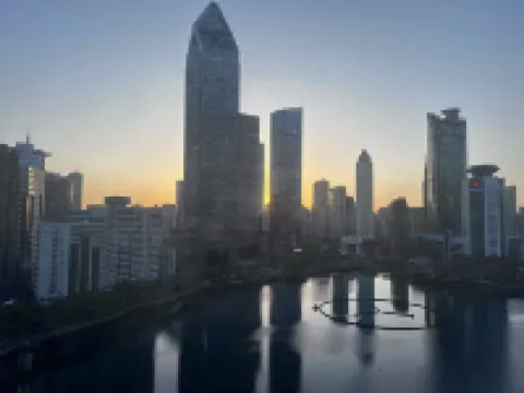 Wuhan Lakeside Homestay