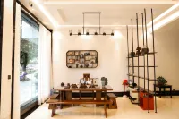 Baoshan Yujia Hotel