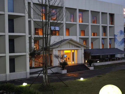 Daimo Boutique Stay Art Hotel
