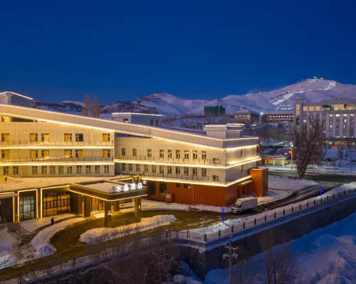 Altay  Crystal Hotel Hotels in Altay City
