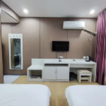 Chengde Tongtai Business Hotel