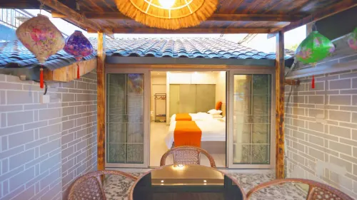 Youjian Homestay (Border City Chatong Scenic Area)