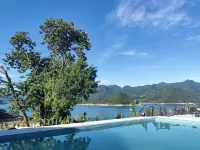Chengdong Farm Homestay (Quzhou Xianxia Lake) - สระว่ายน้ำแบบอินฟินิตี้