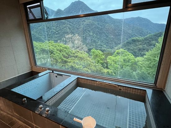 四季山妍溫泉會館優惠
