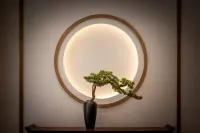 Huarui Hotel(Jiuhuashan Tourism ExchangeCentre Store)