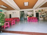 Yuexi Hualintu Restaurant Homestay