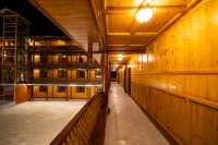 Jiuzhaigou Zangyun Shengquan Hot Spring Hotel - 3-نجوم