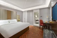 Jinjiang Metropolo Hotel(Nanjing South Railway Station Software Avenue Metro Station) Hotels near Fudi Vitality Square