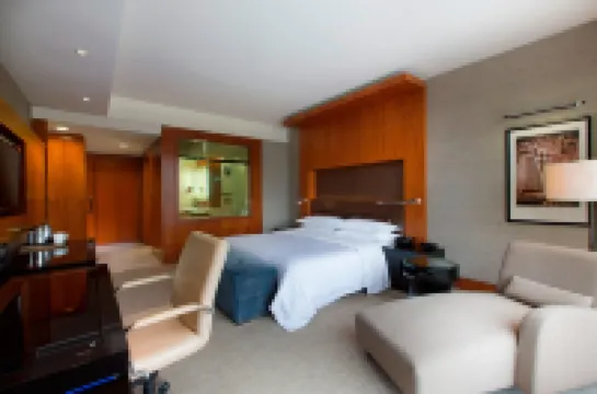 Sheraton Grand Bangalore Hotel at Brigade Gateway Hotels in Bengaluru