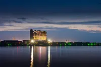 Cohere Hotel